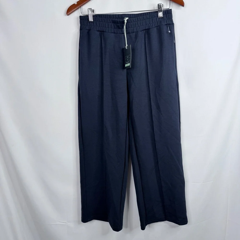 We Wander Performaluxe Pintuck Straight Pant Women Size SP Navy NWT - Picture 2 of 6